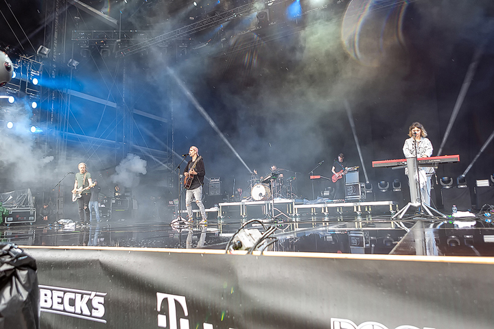 Walking On Cars @ Rock Am Ring 2018, picture 7, photographed by Edwin Houdevelt - FrontView Magazine