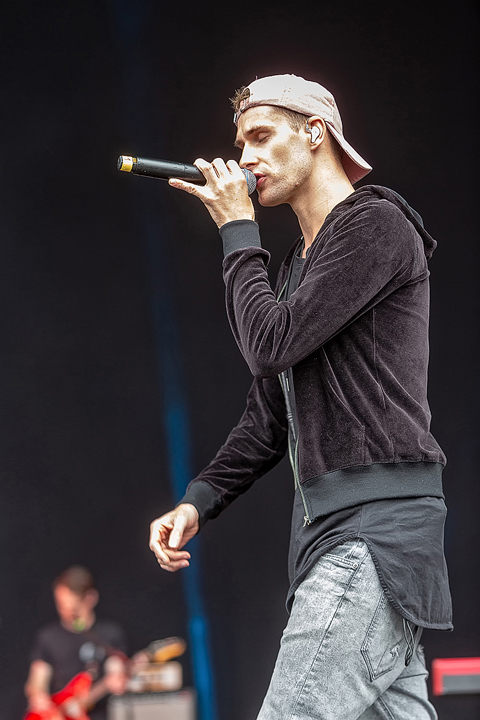 Walking On Cars @ Rock Am Ring 2018, picture 21, photographed by Edwin Houdevelt - FrontView Magazine