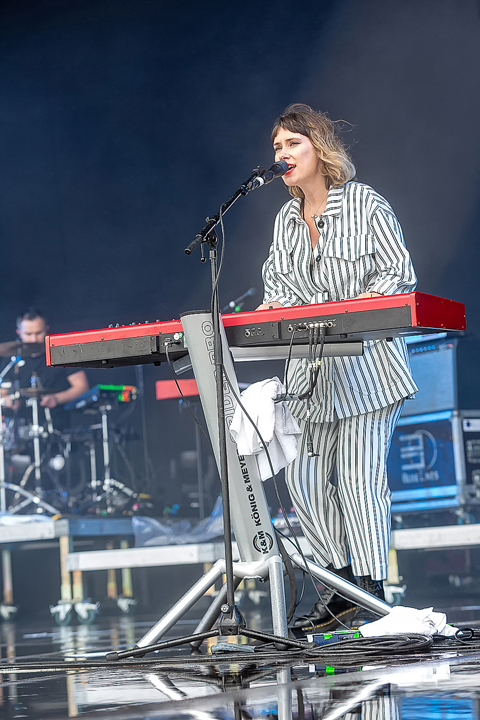Walking On Cars @ Rock Am Ring 2018, picture 25, photographed by Edwin Houdevelt - FrontView Magazine