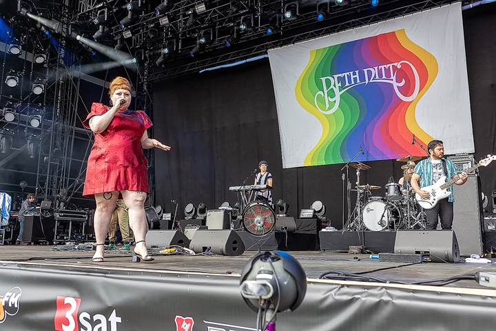 Beth Ditto @ Rock Am Ring 2018, picture 4, photographed by Edwin Houdevelt - FrontView Magazine