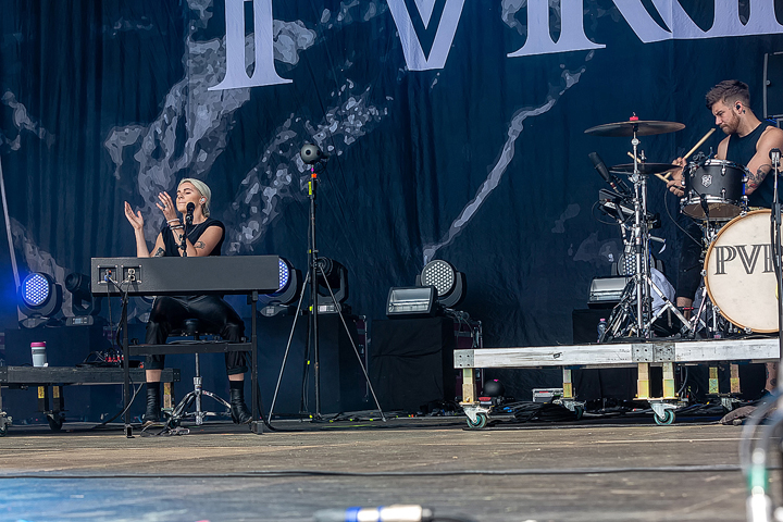 Pvris @ Rock Am Ring 2018, picture 4, photographed by Edwin Houdevelt - FrontView Magazine