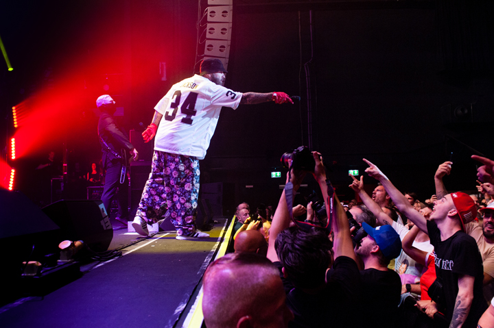 Limp Bizkit @ 013 Tilburg, picture 6, photographed by Sandra Van Watermeulen - FrontView Magazine