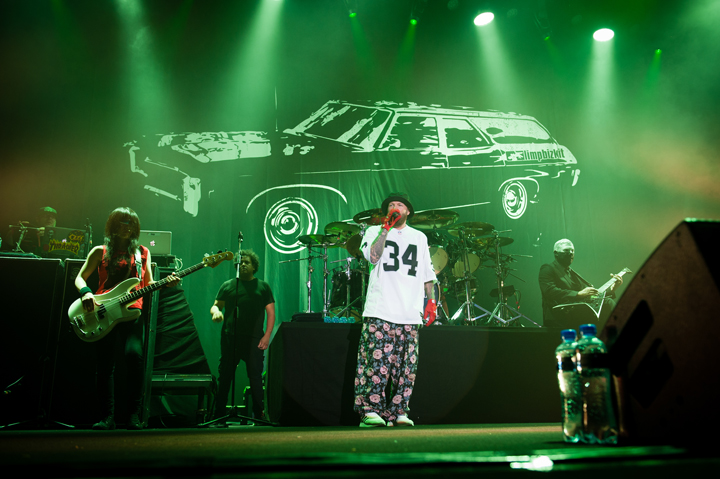 Limp Bizkit @ 013 Tilburg, picture 18, photographed by Sandra Van Watermeulen - FrontView Magazine