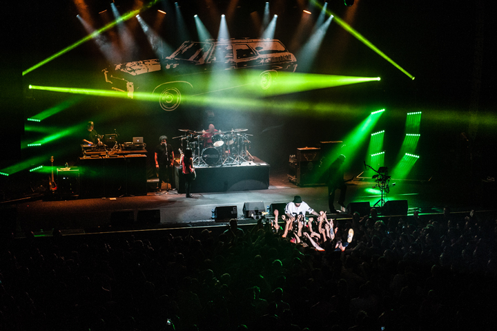 Limp Bizkit @ 013 Tilburg, picture 28, photographed by Sandra Van Watermeulen - FrontView Magazine