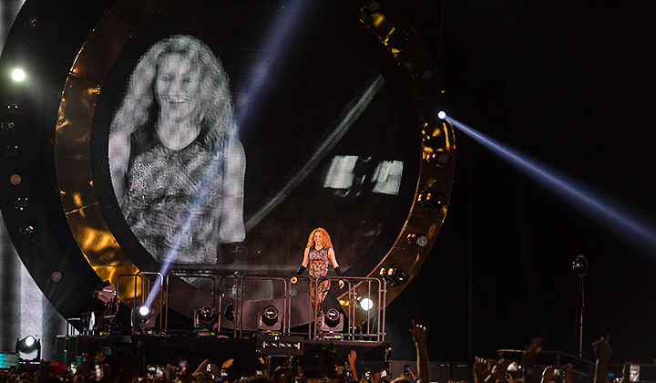 Shakira- El Dorado World Tour @ sportpaleis Antwerpen, picture 3, photographed by dirk janssens - FrontView Magazine