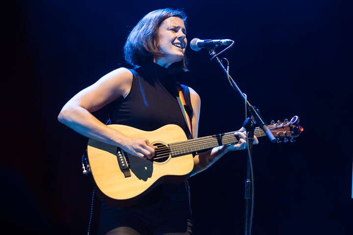 Charlie Austen @ Lotto Arena, picture 1, photographed by Marc Verdonck - FrontView Magazine