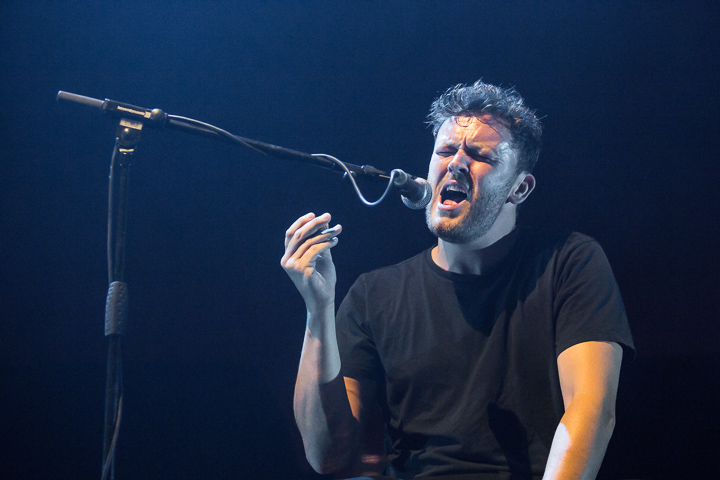 Charlie Austen @ Lotto Arena, picture 4, photographed by Marc Verdonck - FrontView Magazine