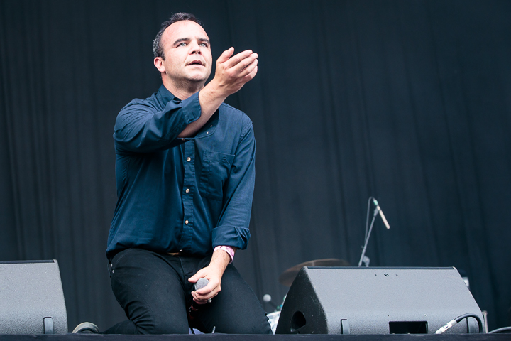 Future Islands @ Best Kept Secret 2018, picture 11, photographed by Dorien Goetschalckx - FrontView Magazine