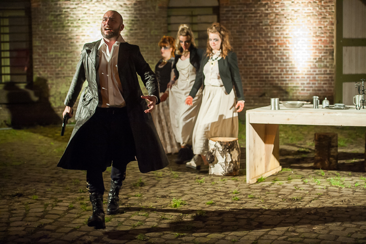 Première MacBeth @ Fort VIII Hoboken, picture 87, photographed by Goele Bormans - FrontView Magazine