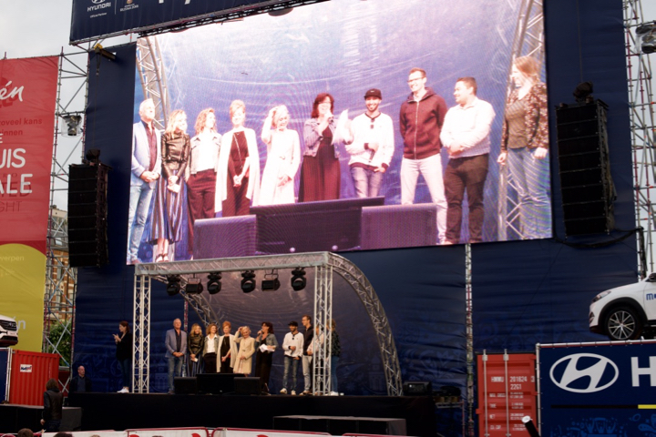 Thuis-finale op groot scherm @ Antwerpen, foto 24, foto's door Bart Baevegems - FrontView Magazine