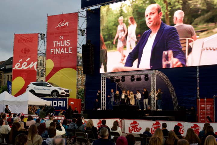 Thuis-finale op groot scherm @ Antwerpen, foto 28, foto's door Bart Baevegems - FrontView Magazine
