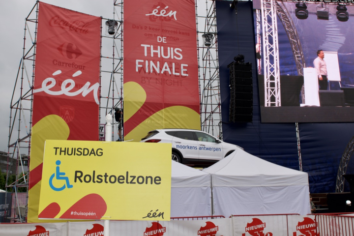 Thuis-finale op groot scherm @ Antwerpen, foto 37, foto's door Bart Baevegems - FrontView Magazine