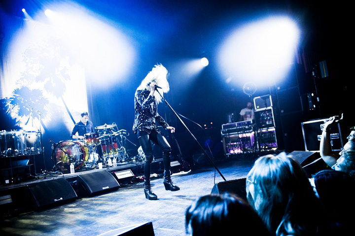 The Kills @ Ancienne Belgique, picture 4, photographed by Magali Decamps - FrontView Magazine