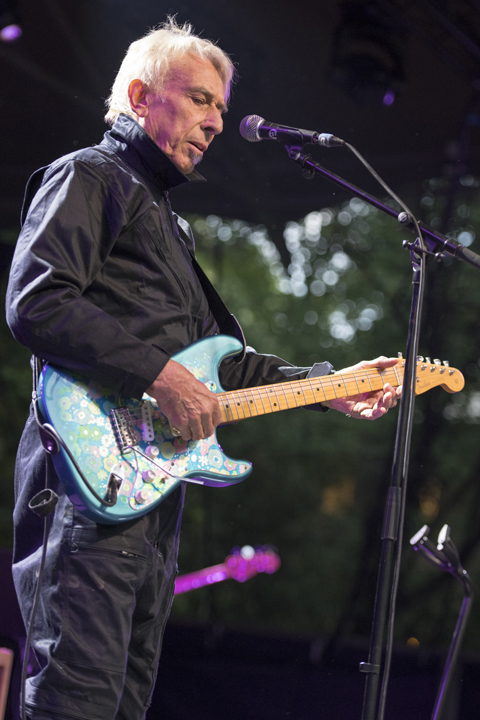 John Cale @ Rivierenhof, picture 3, photographed by Nick De Baerdemaeker - FrontView Magazine
