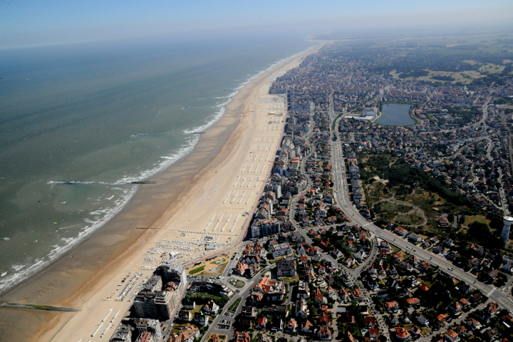 Project Share Wim Tellier @ Knokke-Heist, picture 11, photographed by Peter Minnebo - FrontView Magazine