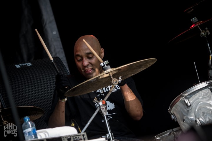Dog Eat Dog @ Rock voor Specials, picture 15, photographed by Luc Luyten - FrontView Magazine