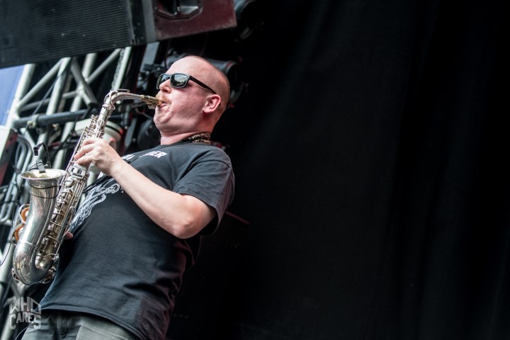 Dog Eat Dog @ Rock voor Specials, picture 22, photographed by Luc Luyten - FrontView Magazine
