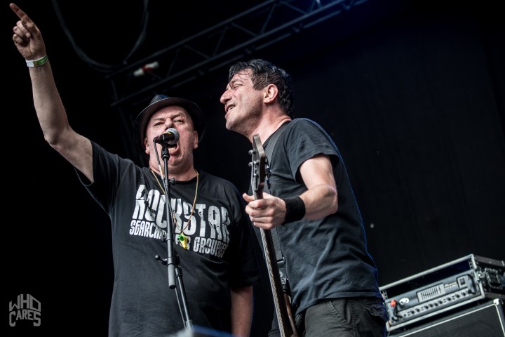 Dog Eat Dog @ Rock voor Specials, picture 26, photographed by Luc Luyten - FrontView Magazine