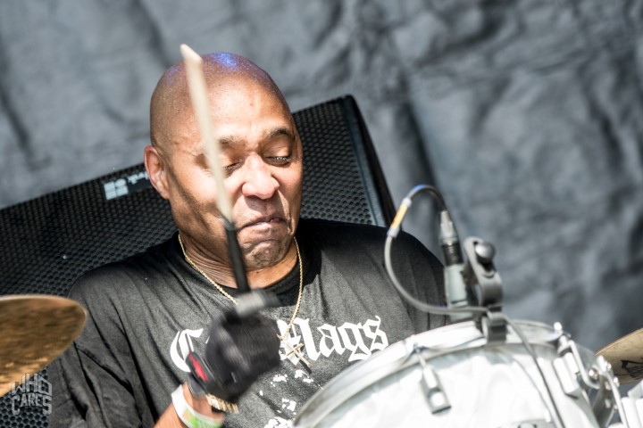 Dog Eat Dog @ Rock voor Specials, picture 30, photographed by Luc Luyten - FrontView Magazine