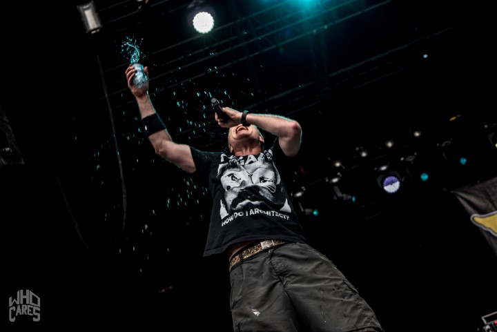 Dog Eat Dog @ Rock voor Specials, picture 33, photographed by Luc Luyten - FrontView Magazine