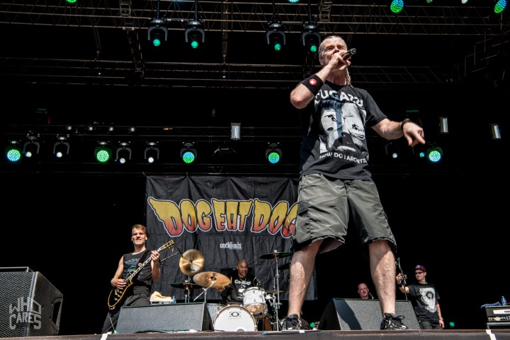 Dog Eat Dog @ Rock voor Specials, picture 36, photographed by Luc Luyten - FrontView Magazine