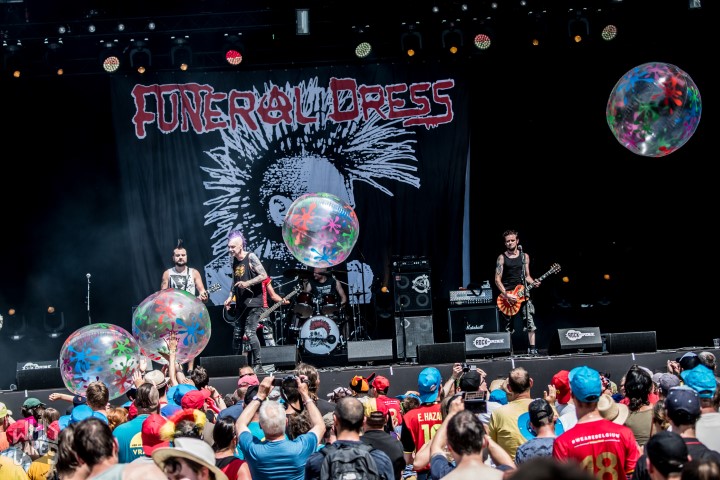 Funeral Dress @ Rock voor Specials, picture 24, photographed by Luc Luyten - FrontView Magazine