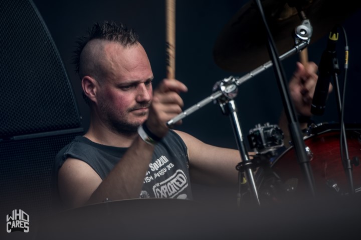 Funeral Dress @ Rock voor Specials, picture 27, photographed by Luc Luyten - FrontView Magazine