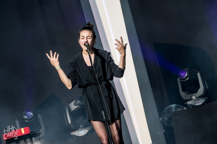 Intergalactic Lovers @ Rock voor Specials, picture 19, photographed by Luc Luyten - FrontView Magazine