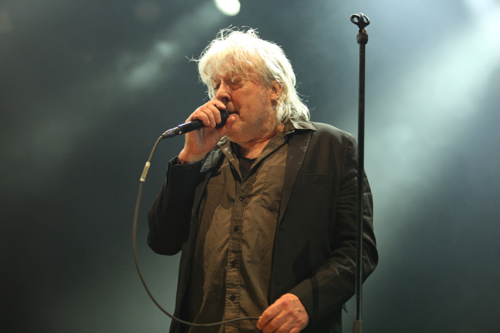 Arno @ Rock Zottegem 2018, picture 12, photographed by Pascal Liagre - FrontView Magazine