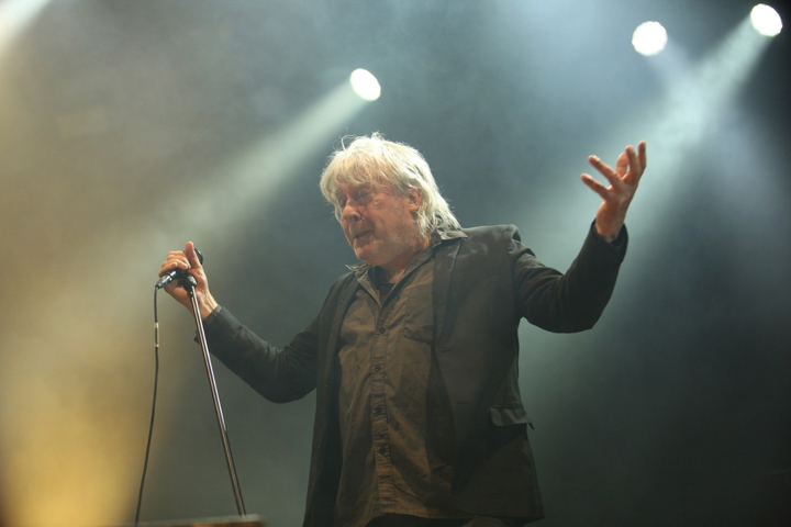 Arno @ Rock Zottegem 2018, picture 13, photographed by Pascal Liagre - FrontView Magazine