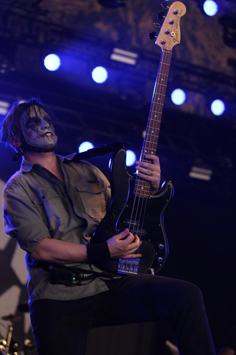 Fleddy Melculy @ Rock Zottegem 2018, picture 7, photographed by Pascal Liagre - FrontView Magazine