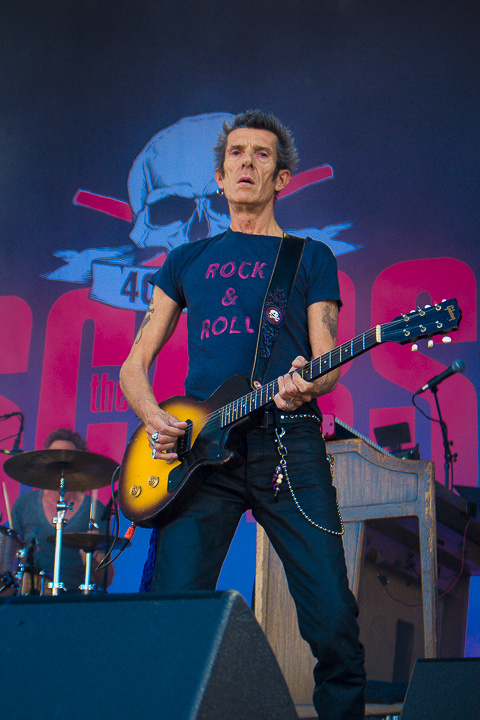 De Scabs @ Moen Feest, picture 3, photographed by Ruben Vandeweijer - FrontView Magazine