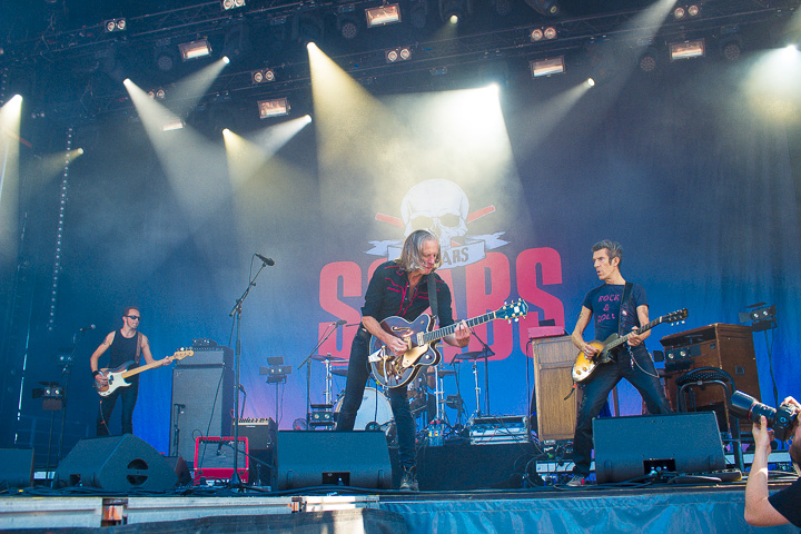 De Scabs @ Moen Feest, picture 5, photographed by Ruben Vandeweijer - FrontView Magazine