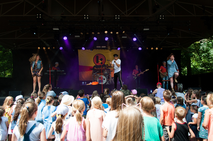 Ketnetband @ Openluchttheater Rivierenhof, picture 21, photographed by Sandra Van Watermeulen - FrontView Magazine