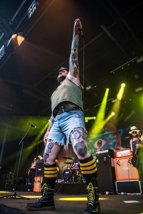 Turbonegro @ Sjock, foto 37, foto's door Luc Luyten - FrontView Magazine