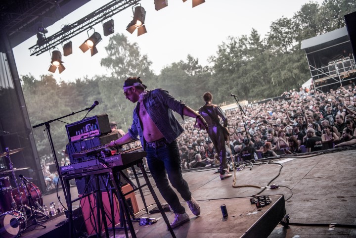 Turbonegro @ Sjock, foto 40, foto's door Luc Luyten - FrontView Magazine