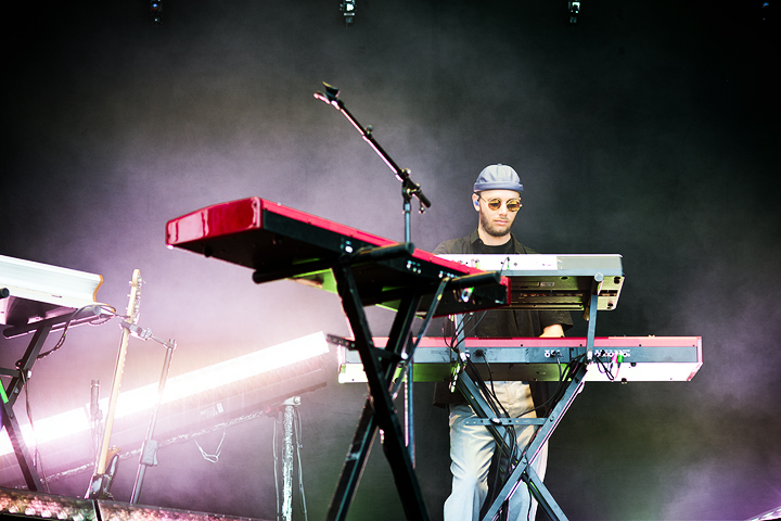 Angèle @ Dour Festival 2018, foto 4, foto's door Magali Decamps - FrontView Magazine