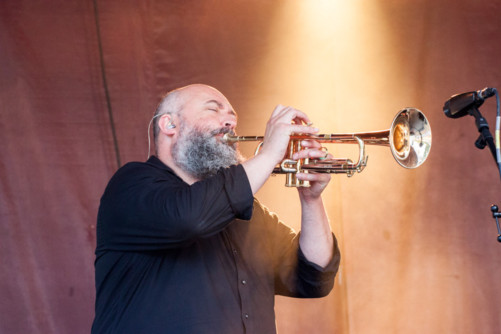 Buscemi feat.Squadra Bossa @ Engie parkies Hasselt, picture 4, photographed by Hilde  Hermans - FrontView Magazine