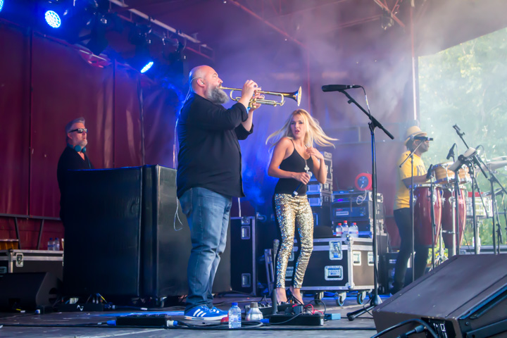 Buscemi feat.Squadra Bossa @ Engie parkies Hasselt, picture 12, photographed by Hilde  Hermans - FrontView Magazine