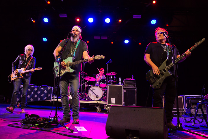 STEVE EARLE & THE DUKES @ Openluchttheater Rivierenhof, picture 1, photographed by Marc Verdonck - FrontView Magazine