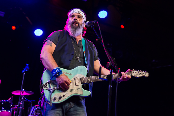 STEVE EARLE & THE DUKES @ Openluchttheater Rivierenhof, picture 2, photographed by Marc Verdonck - FrontView Magazine