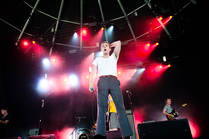 Shame @ Dour Festival 2018, picture 1, photographed by Magali Decamps - FrontView Magazine