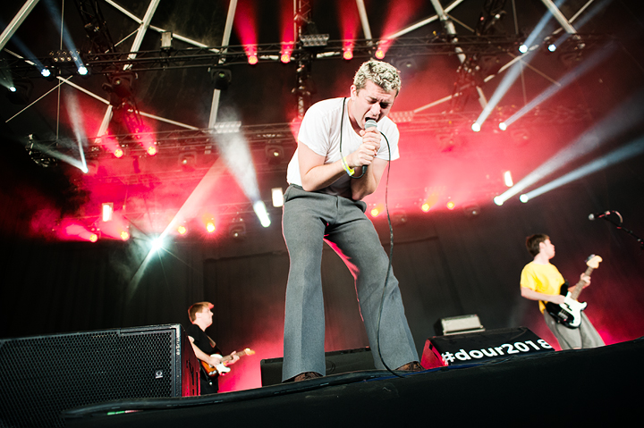 Shame @ Dour Festival 2018, picture 5, photographed by Magali Decamps - FrontView Magazine