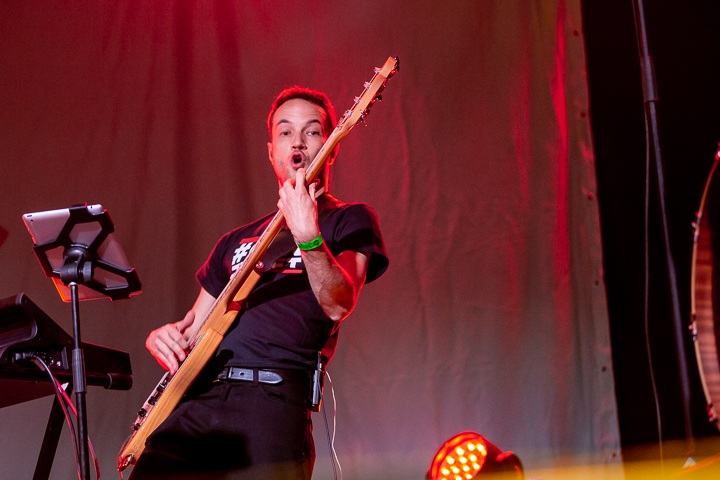 Slongs @ Beleuvenissen, picture 15, photographed by Kurt Jacobs - FrontView Magazine