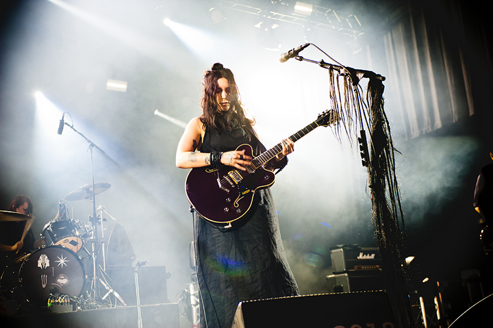 Chelsea Wolfe @ Dour Festival 2018, foto 3, foto's door Magali Decamps - FrontView Magazine