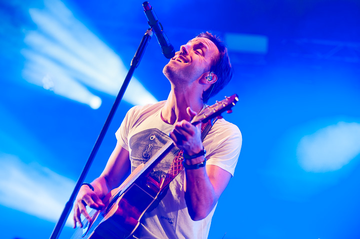 Radio Guga @ Sint-Baafsplein - Gentse Feesten, picture 5, photographed by Dimitri Vanlommel - FrontView Magazine
