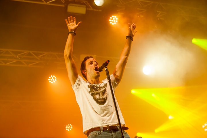 Radio Guga @ Sint-Baafsplein - Gentse Feesten, picture 26, photographed by Dimitri Vanlommel - FrontView Magazine