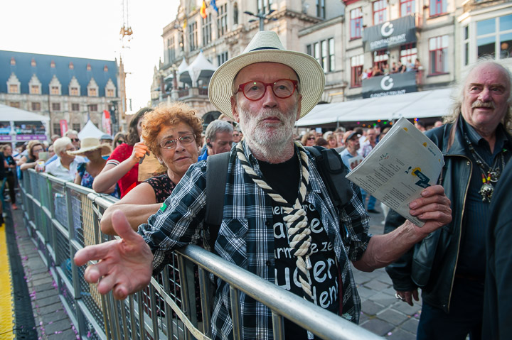 Vlaanderen Zingt @ Sint-Baafsplein - Gentse Feesten, foto 15, foto's door Dimitri Vanlommel - FrontView Magazine