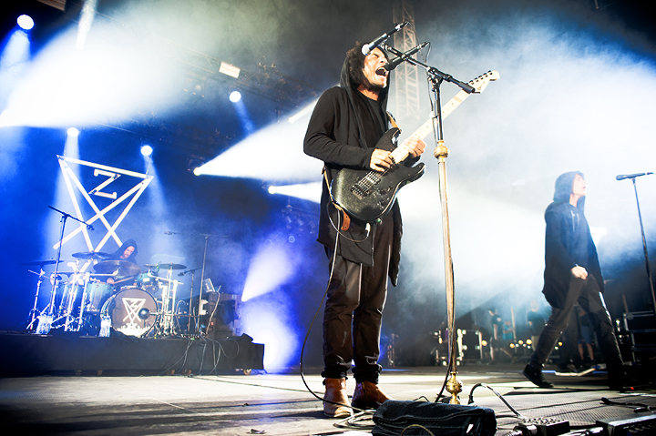 Zeal & Ardor @ Dour Festival 2018, picture 3, photographed by Magali Decamps - FrontView Magazine