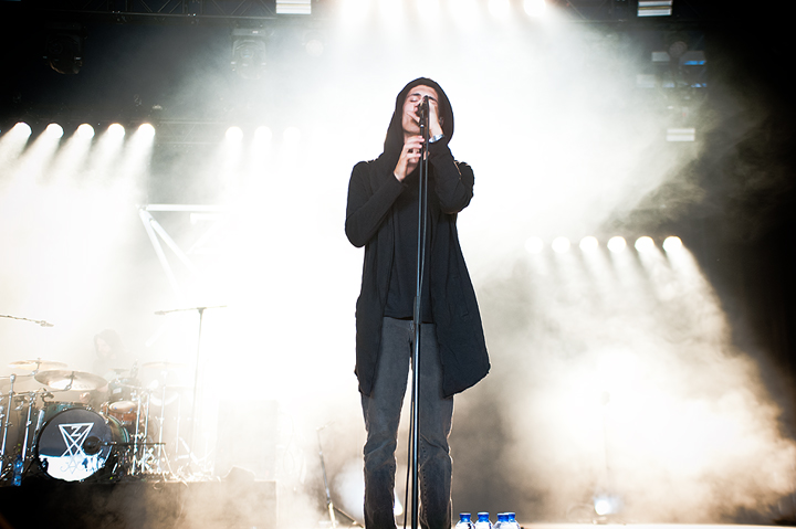 Zeal & Ardor @ Dour Festival 2018, picture 5, photographed by Magali Decamps - FrontView Magazine